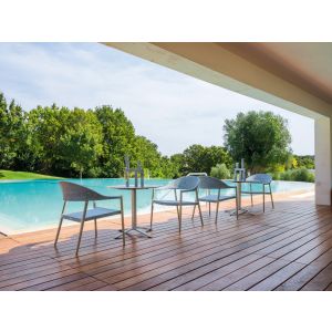 Clever Lounge-Stuhl